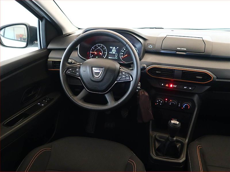 Dacia Sandero (2021) Stepway 1.0 TCe, Tempomat - fotka 7 z 13
