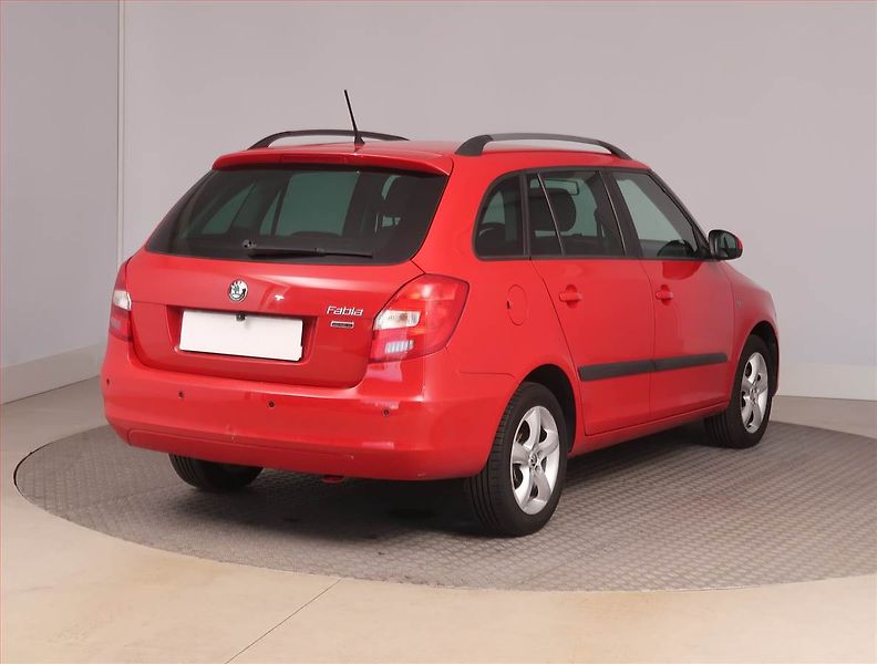 Škoda Fabia (2012) Ambition 1.2 TSI, Tempomat - fotka 5 z 15