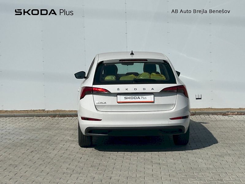 Škoda Scala (2023) 1,5 TSI 110 kW manuál - fotka 9 z 25