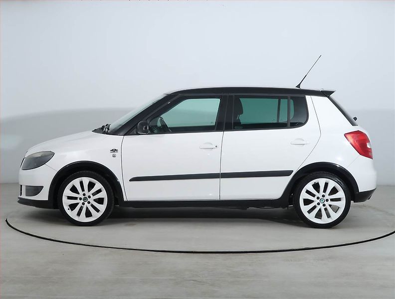 Škoda Fabia (2011) Monte Carlo 1.2 TSI - fotka 3 z 17
