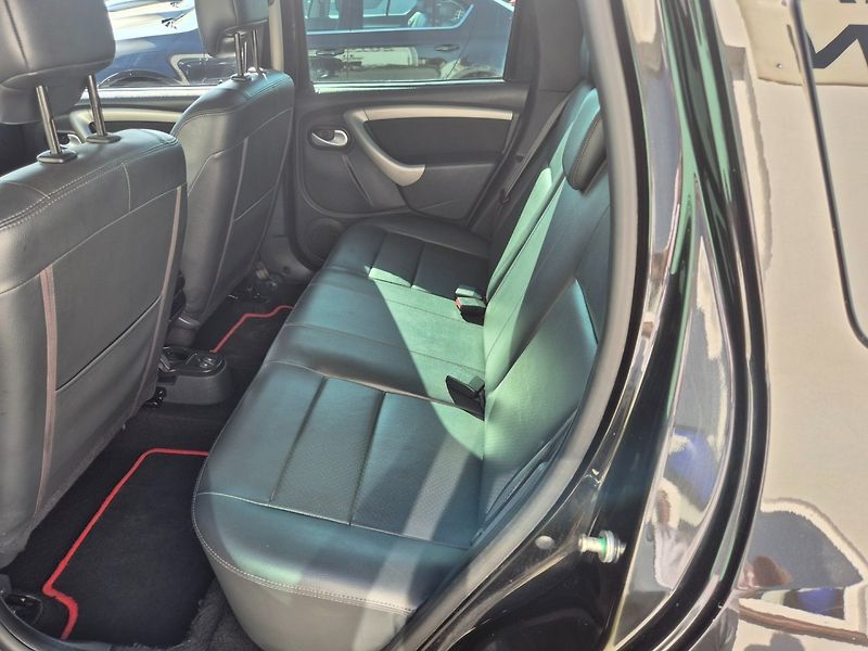 Dacia Duster (2013) 1.6 i Rozvody,Serviska - fotka 15 z 29