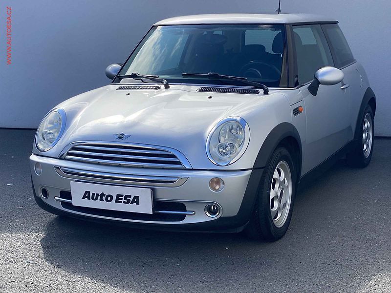 Mini One (2005) 1.6i, Panor, AC - fotka 3 z 15