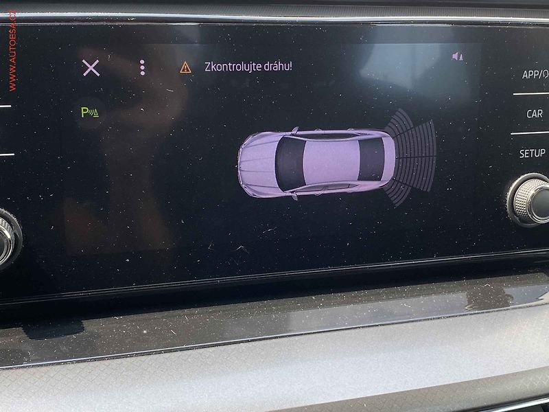 Škoda Octavia (2021) 2.0 TDi, ČR, Ambition, LED - fotka 15 z 16