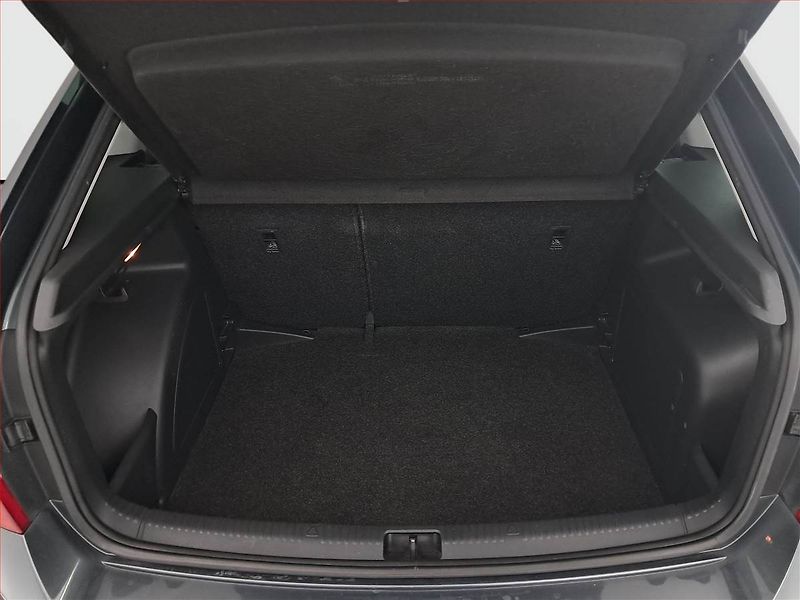 Škoda Rapid (2016) Spaceback 1.2 TSI - fotka 14 z 19