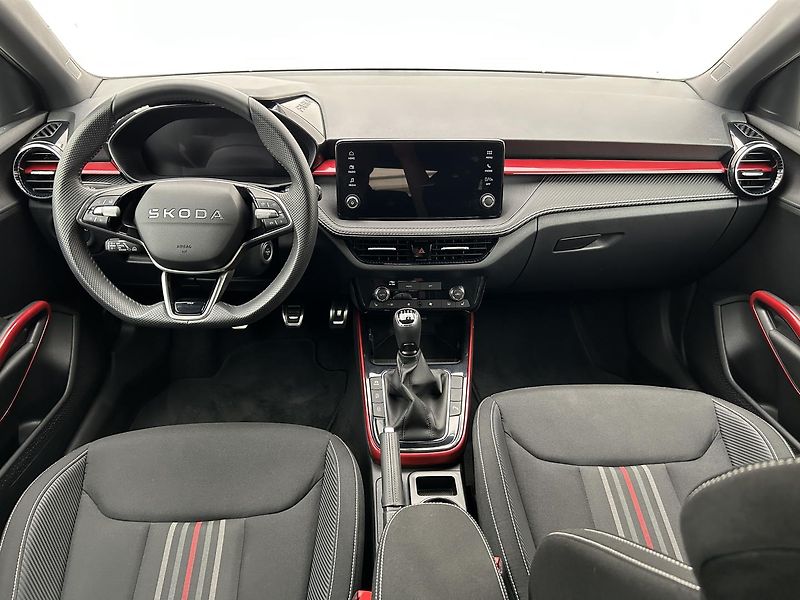 Škoda Fabia 1.0 TSI Monte Carlo - fotka 6 z 28