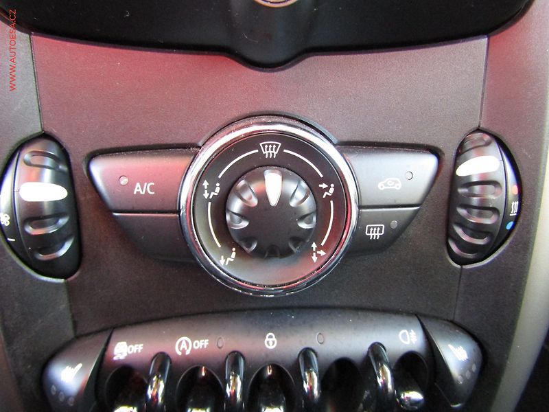 Mini Countryman (2014) 1.6D, 2.maj,ČR, AC, výhřev - fotka 14 z 20