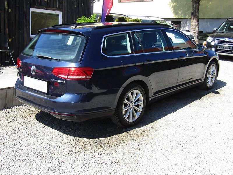 Volkswagen Passat (2015) 2.0 TDI 110kW NOVÉ ROZVODY - fotka 11 z 40