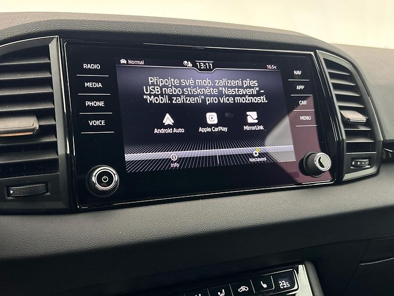 Škoda Karoq DSG Sportline - fotka 26 z 31