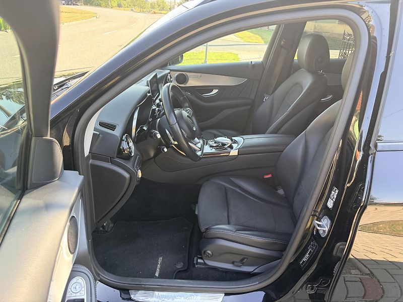 Mercedes-Benz GLC 220D 4MATIC - fotka 16 z 49