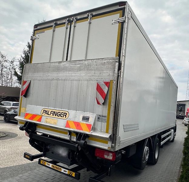 DAF CF (2017) 370 6x2 chlaďák EURO 6 - fotka 6 z 12