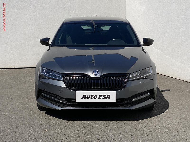 Škoda Superb (2021) 2.0TDi 4x4, ČR, SportLine - fotka 2 z 21