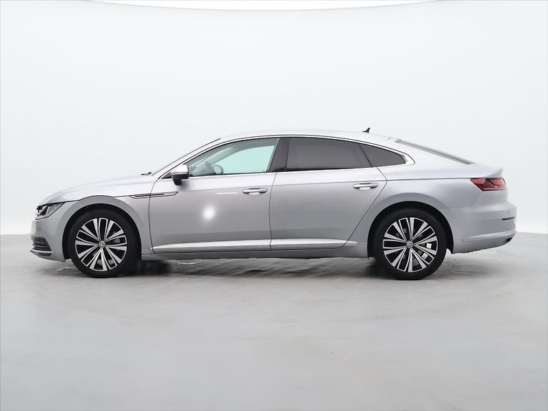 Volkswagen Arteon 2,0 TDI 140kW DSG Elegance CZ - fotka 4 z 27