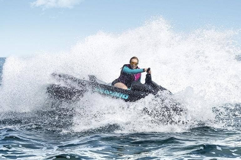 Sea Doo (2026) Skútr vodní GTR STD 3-up 230hp - fotka 4 z 5
