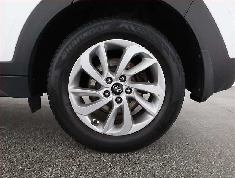 Hyundai Tucson (2017) 1.7 CRDi, Serv.kniha, Tempomat - fotka 18 z 18
