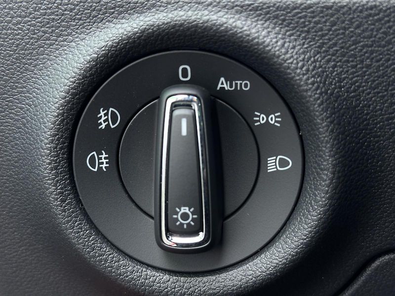 Škoda Scala 1.0TSi 116PS Monte Carlo Matri - fotka 16 z 46