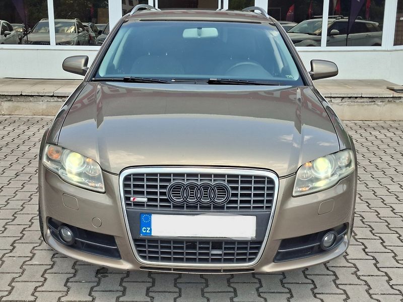 Audi A4 (2007) 2.0TDI 103kW AUT - fotka 4 z 36