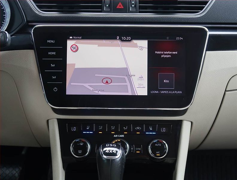 Škoda Superb (2017) Laurin&Klement 2.0 TSI, 4X4 - fotka 12 z 27