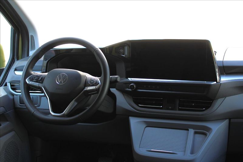Volkswagen Caravelle 2.0 TDI L/DSG/ZÁR/DPH/CZ - fotka 22 z 45