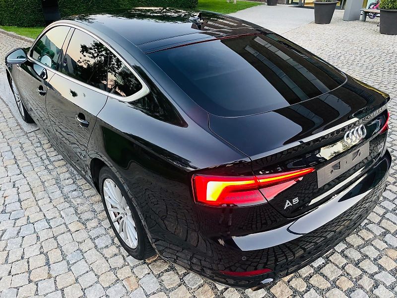 Audi A5 2.0i 140KW AUT KAMERY VÝHŘEV - fotka 17 z 52
