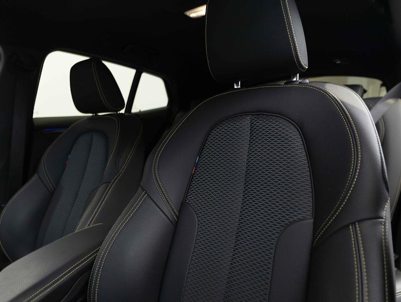 BMW X2 M35i - fotka 18 z 22
