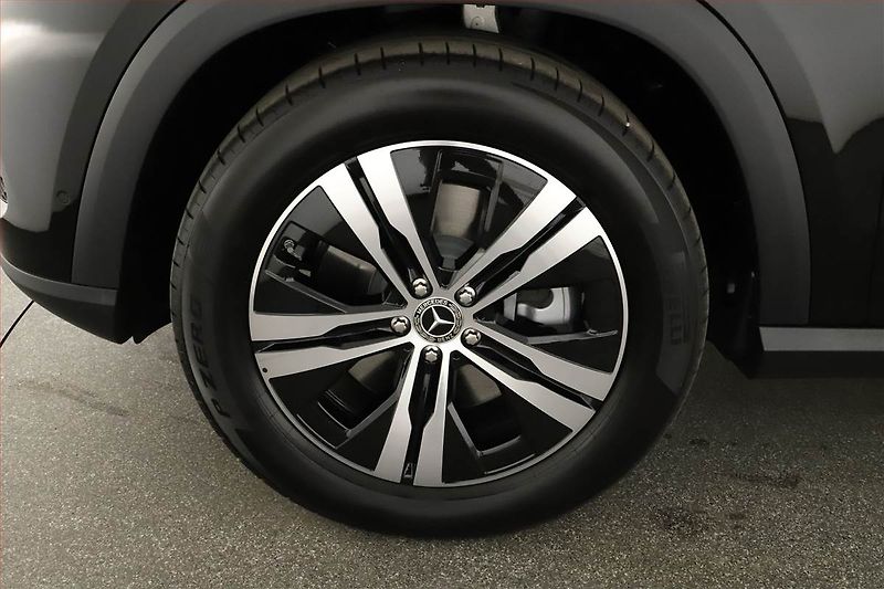 Mercedes-Benz GLE (2025) 450 - fotka 25 z 27