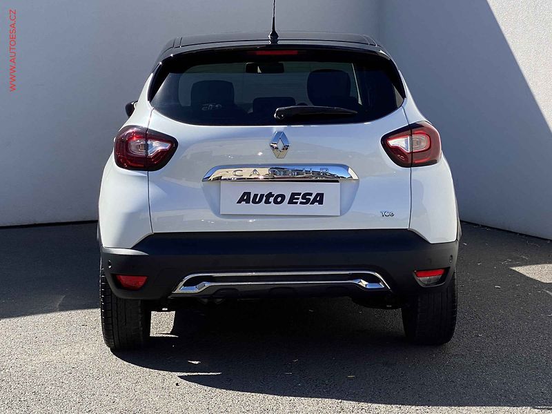 Renault Captur (2017) 1.2 TCe, Initiale Paris, LED - fotka 5 z 17
