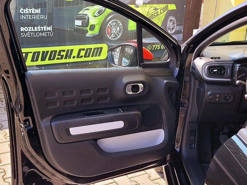 Citroën C3 1,2 110k Feel *SERV.KNIHA*   - fotka 42 z 44