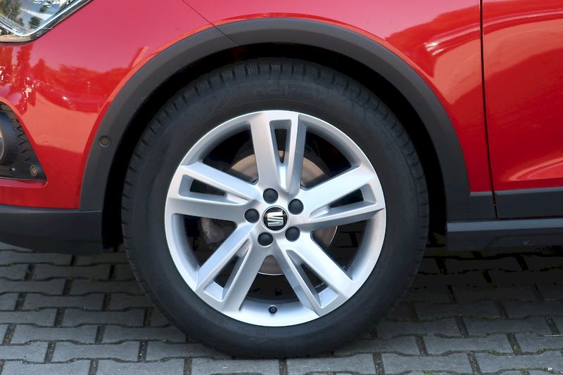 Seat Arona (2019) FR 1.0 TSI 85 kW DSG - fotka 7 z 32