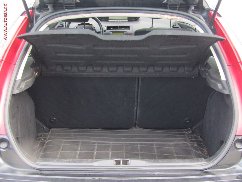 Citroën C4 (2006) 1.6 HDi, Klima - fotka 7 z 17