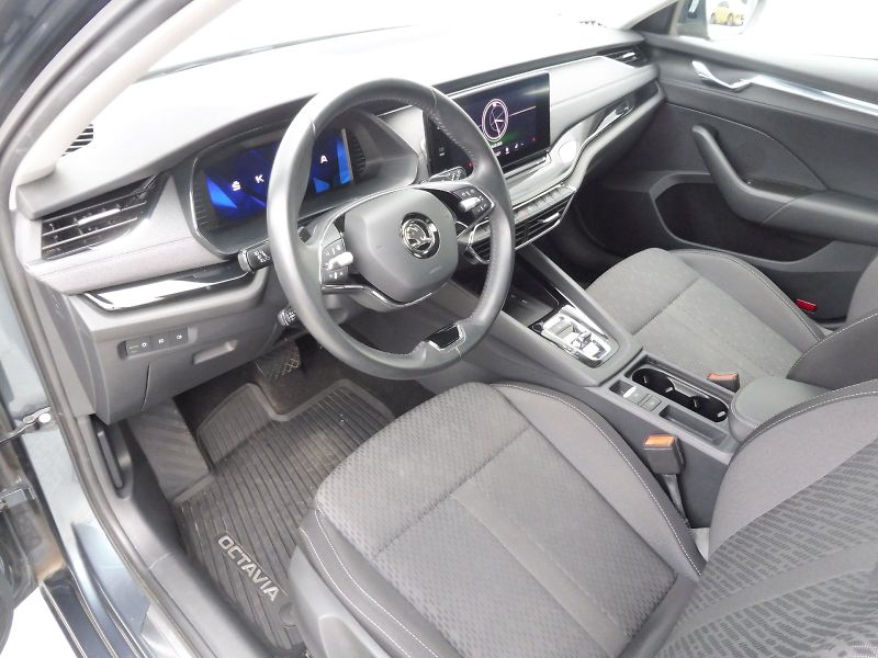 Škoda Octavia (2021) Combi Style 1,5 eTSI 110kW mHE - fotka 6 z 29