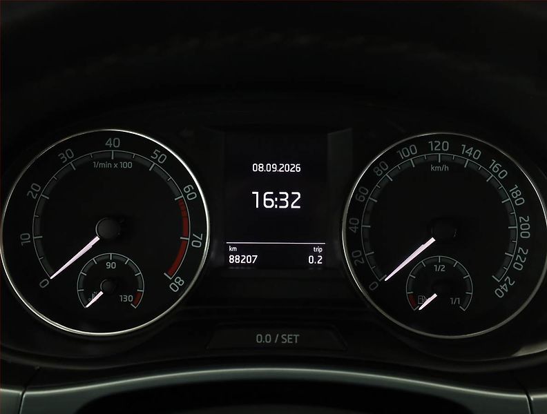 Škoda Fabia (2018) Ambition 1.0 TSI, Serv.kniha - fotka 8 z 16