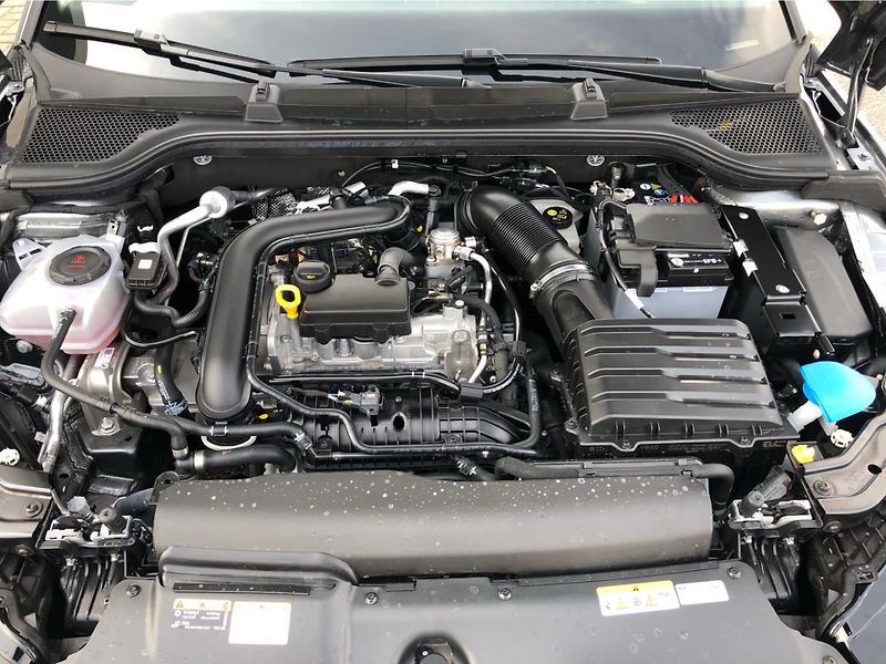 Škoda Scala 1.0 TSi SELECTION - fotka 30 z 30