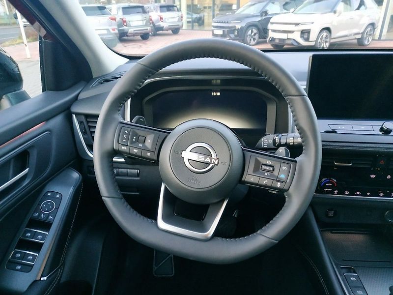 Nissan Qashqai 1.3T mHEV AT,2WD, SKLADEM - fotka 15 z 27
