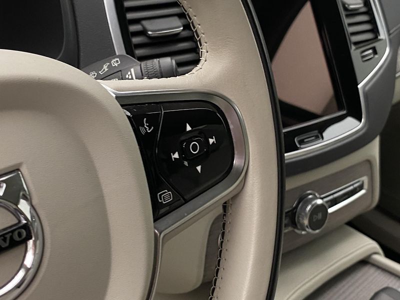 Volvo XC90 B5 AWD BRIGHT PLUS AUT CZ 7m - fotka 20 z 61