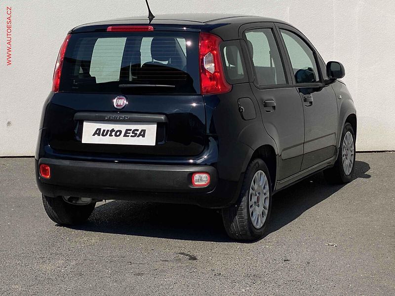 Fiat Panda (2019) 1.2 i VAN 2.místa, Klima - fotka 4 z 12