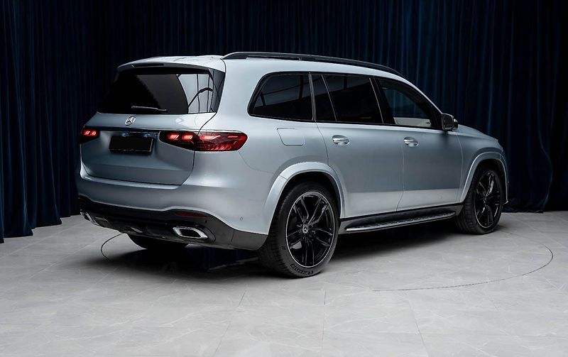 Mercedes-Benz GLS 450d 4M AMG Premium+ Pano Vent - fotka 5 z 15