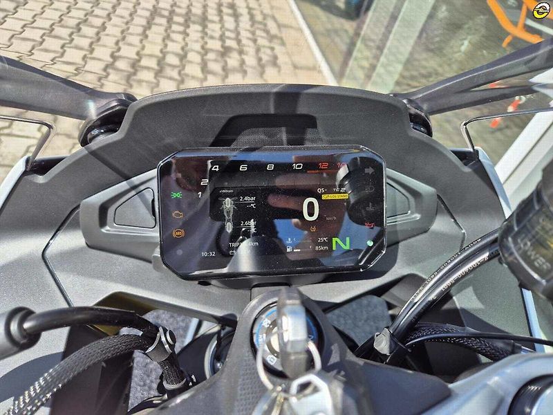 CFMOTO (2026) 675 SR-R - SKLADEM - fotka 40 z 43