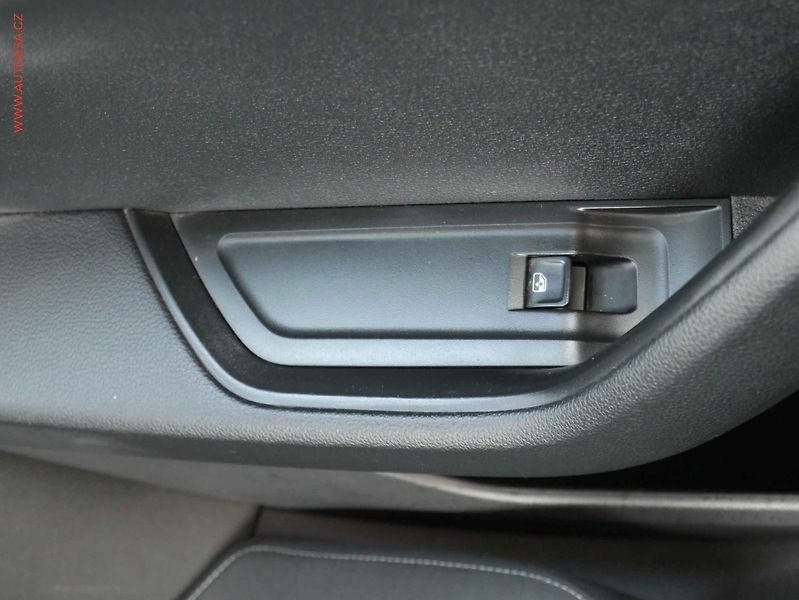 Škoda Superb (2016) 2.0TDi, ČR, Ambition, bixen - fotka 12 z 19