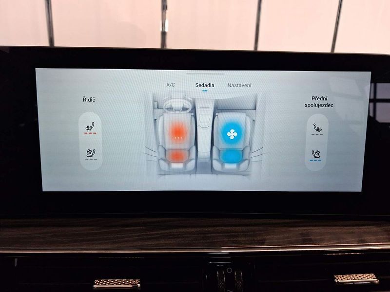 Omoda 5 (2026) Premium 1.5 tGDI HEV - fotka 20 z 28