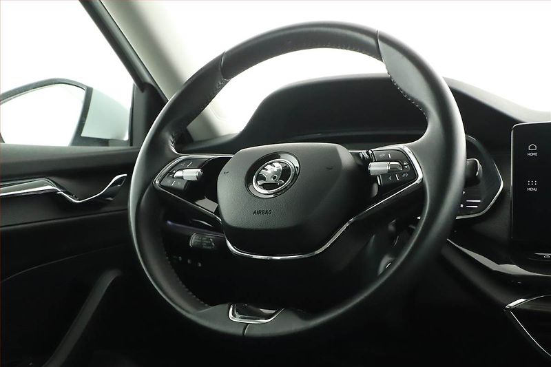 Škoda Octavia (2022) 2.0 TDI, ČR,1.maj, Serv.kniha - fotka 8 z 20