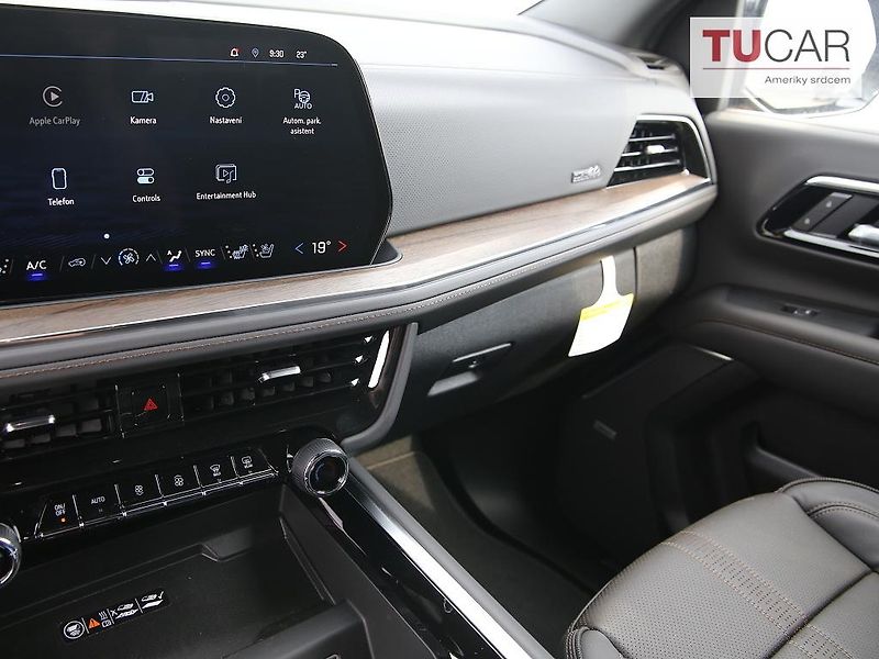 Chevrolet Suburban (2026) 6.2 V8 High Country  - fotka 28 z 51