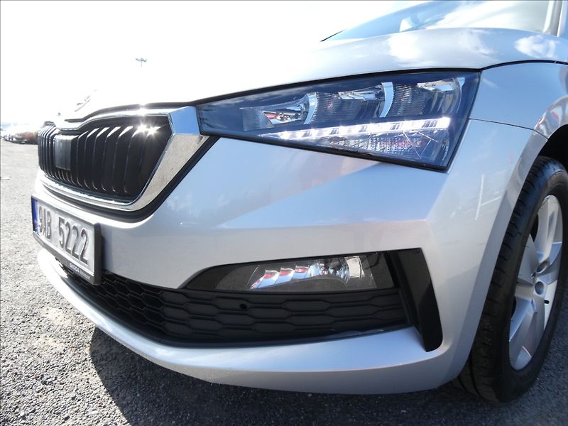 Škoda Scala 1,0 TSi 70kW serviska, DPH, ČR - fotka 4 z 41