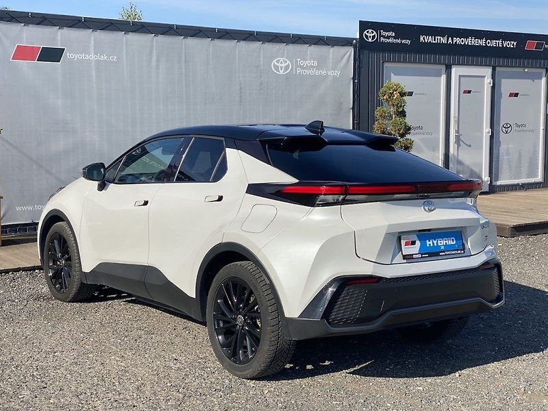Toyota C-HR 2.0PHEV, ČR, GR Sport VIP, JBL - fotka 5 z 38