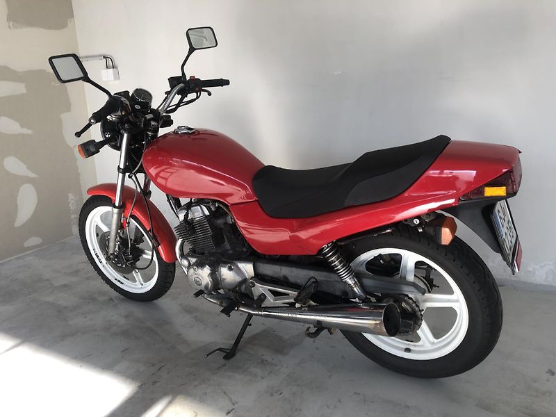 Honda CB 250 - fotka 6 z 14