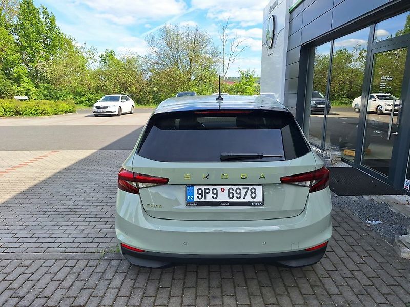 Škoda Fabia Top Selection 1,0TSI 85kW - fotka 6 z 11