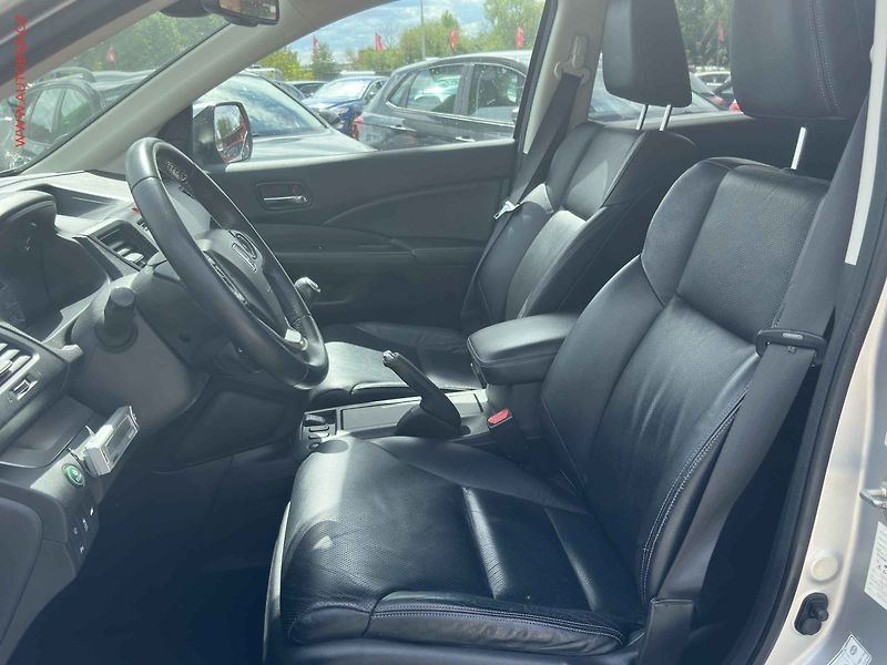 Honda CR-V (2014) 2.0 i-VTEC 4x4, Bixen, navi - fotka 8 z 21
