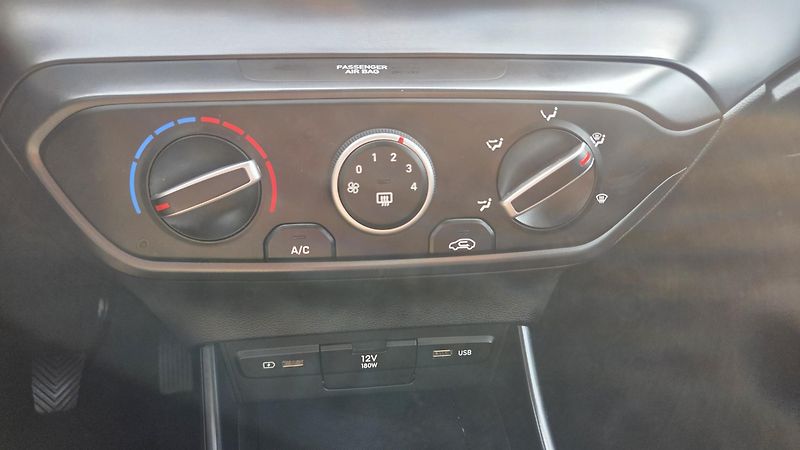 Hyundai Bayon (2023)  1.2i 62 kW ComfortClub CZ DPH - fotka 20 z 28