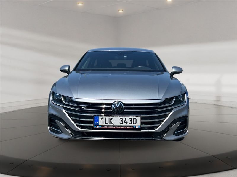 Volkswagen Arteon 2,0 TDI 110 R-Line AT - fotka 2 z 11
