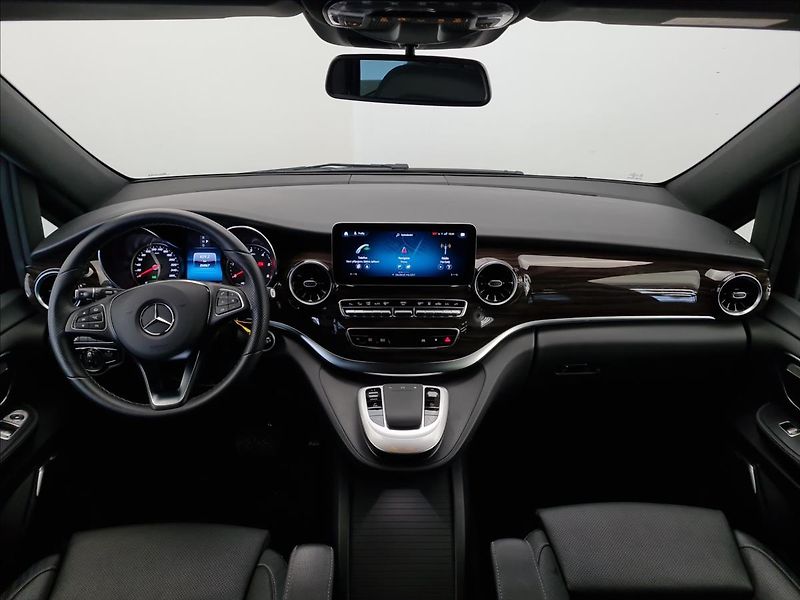 Mercedes-Benz Třídy V 300 d AVANTGARDE AIRMATIC - fotka 13 z 25