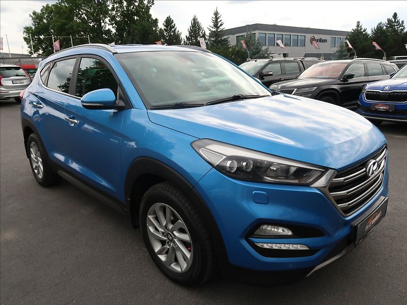 Hyundai Tucson 2,0 CRDi,100kW,1majČR,4x4,S.kn - fotka 2 z 31